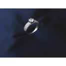 Гарнитур Серебряное Кольцо 15200 / Серебряные Серьги 25200