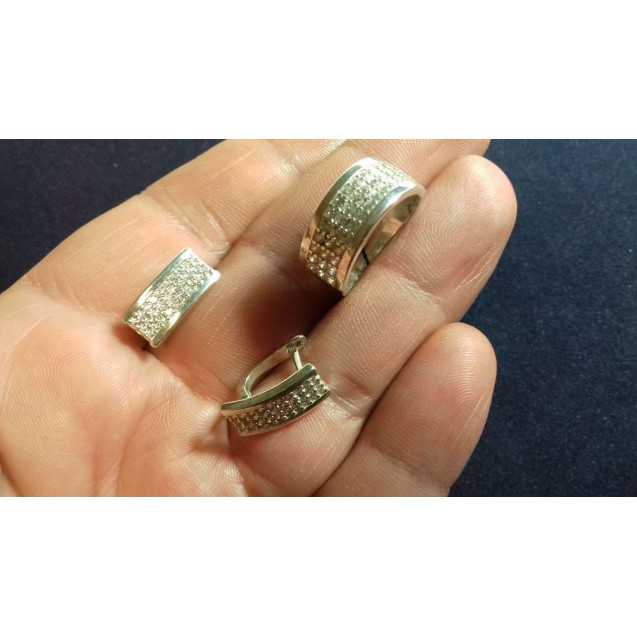 Гарнитур Серебряное Кольцо 15357 / Серебряные Серьги 25357