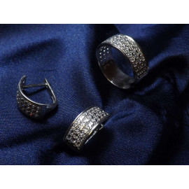 Гарнитур Серебряное Кольцо 15388 / Серебряные Серьги 25388