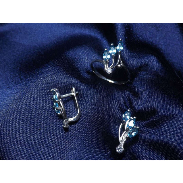 Гарнитур Серебряное Кольцо 15399 / Серебряные Серьги 25399