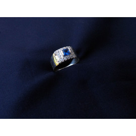 Гарнитур Серебряное Кольцо 15009 / Серебряные Серьги 25009