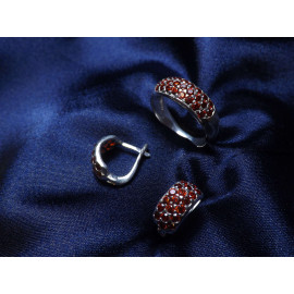 Гарнитур Серебряное Кольцо 15013 / Серебряные Серьги 25013