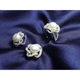 Гарнитур Серебряное Кольцо 15040/Серебряные Серьги 25040