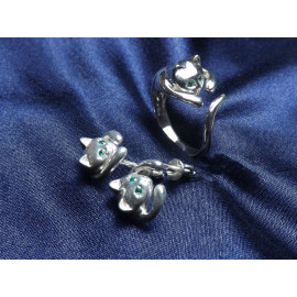 Гарнитур Серебряное Кольцо 15046 / Серебряные Серьги 25046