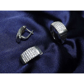 Гарнитур Серебряное Кольцо 15063 / Серебряные Серьги 25063