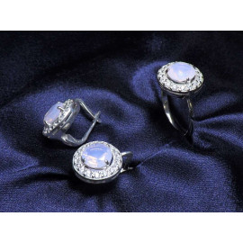 Гарнитур Серебряное Кольцо 15068 / Серебряные Серьги 25068