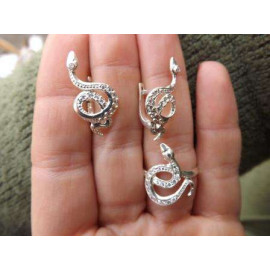 Гарнитур Серебряное Кольцо 15237 / Серебряные Серьги 25237