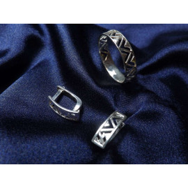 Гарнитур Серебряное Кольцо 15325 / Серебряные Серьги 25325