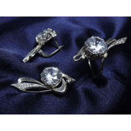 Гарнитур Серебряное Кольцо 15415 / Серебряные Серьги 25415