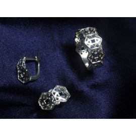 Гарнитур Серебряное Кольцо 15447 / Серебряные Серьги 25447